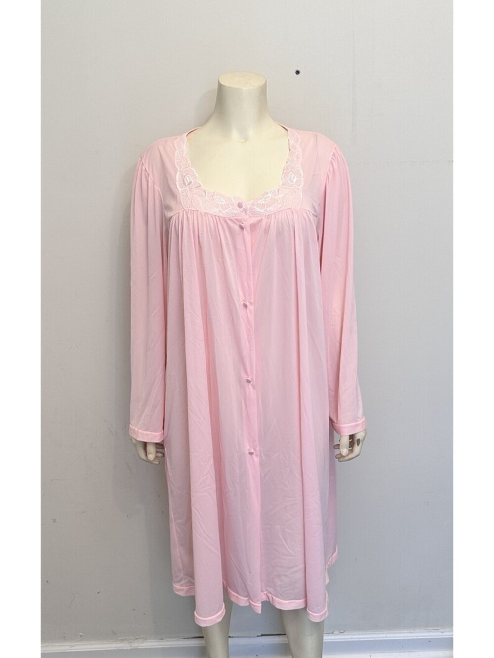VINTAGE VANITY FAIR PINK BUTTON UP NYLON GOWN ROBE LACE & EMBROIDERY TRIM XL